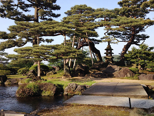 兼六園　七福神山