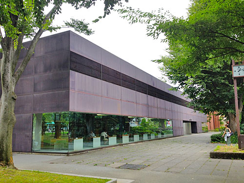 金沢市立玉川図書館