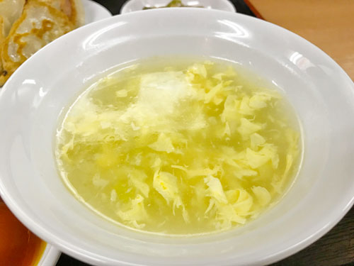 金石餃子店の玉子スープ