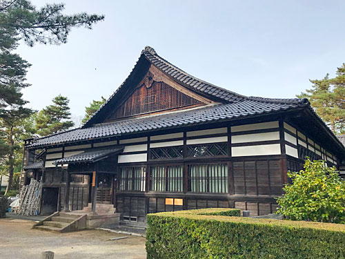 旧津田玄蕃邸の裏側