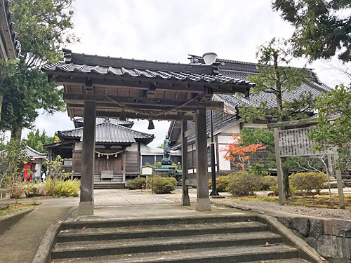 正覚院　入口