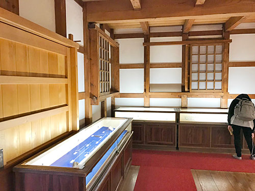 鬼川文庫の内部