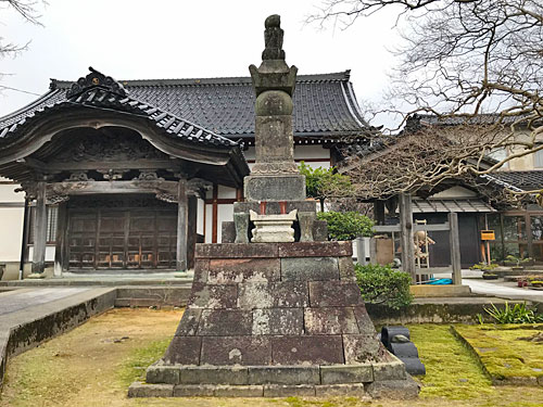 五輪塔