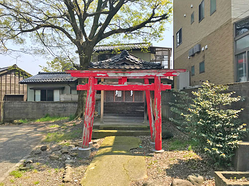 お稲荷さん