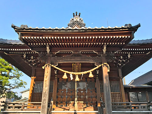 御馬神社の拝殿