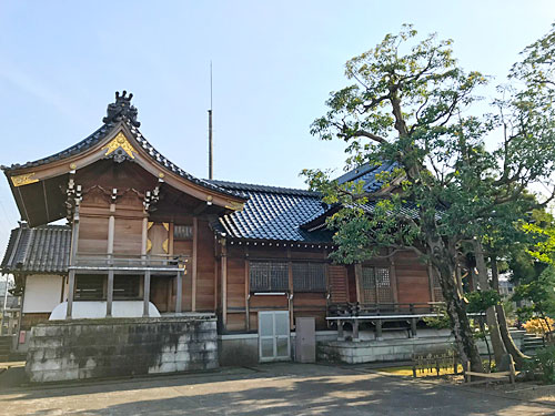 社殿の側面