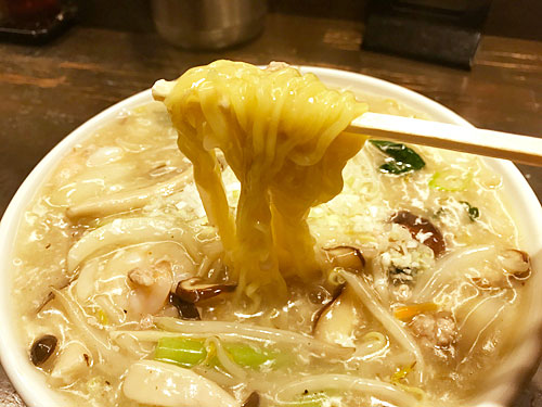 龍苑の麺