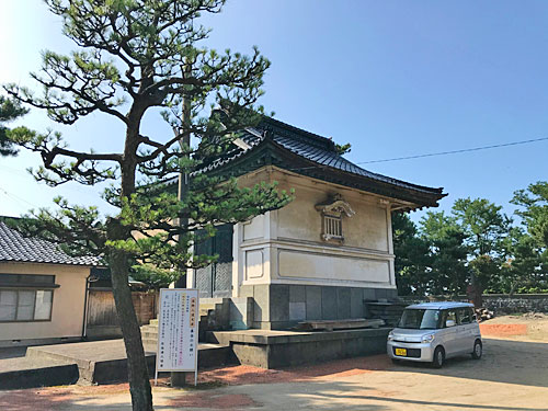 霊松殿