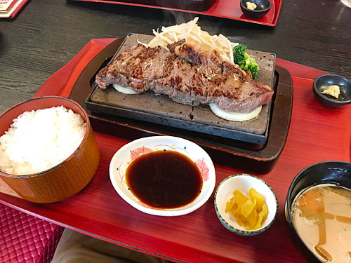 ステーキハウス大地　リブロースステーキランチ
