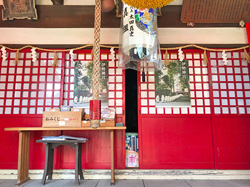 浅野川稲荷神社拝殿