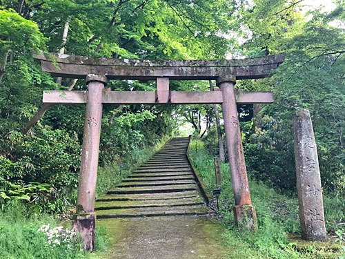 卯辰山三社の入口