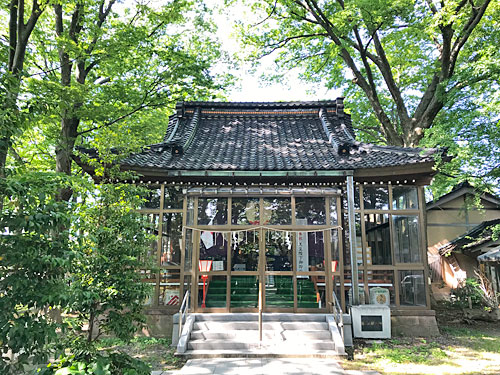 中村神社の拝殿
