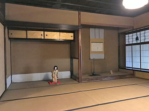 座敷