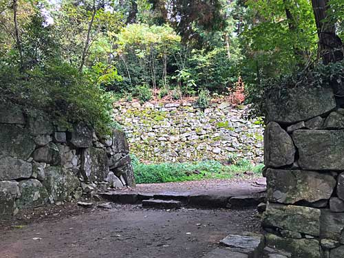 安土城 黒金門跡