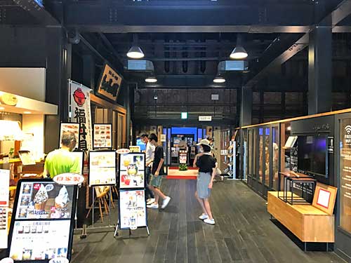 敦賀赤レンガ倉庫の内部