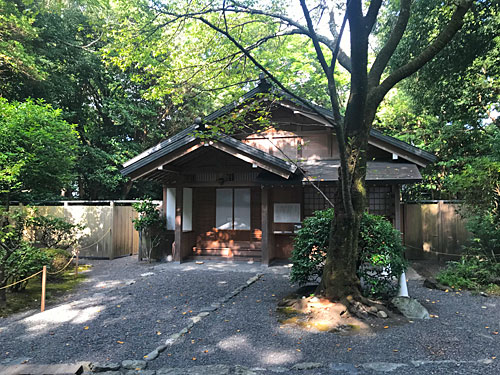 月夜見宮の宿衛屋
