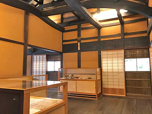 加賀藩十村役岡部家内の展示品
