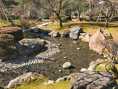 梅林の遣り水