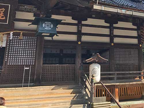 尾山神社の拝殿