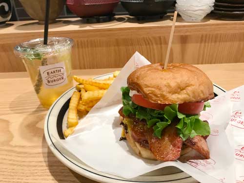EARTH BURGER　ベーコンチーズバーガー