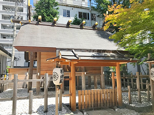 招魂社の社殿