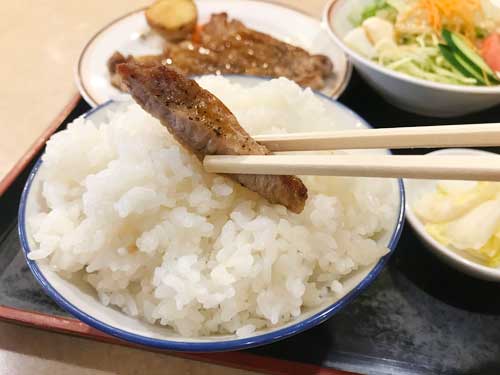ポークソテーとごはん