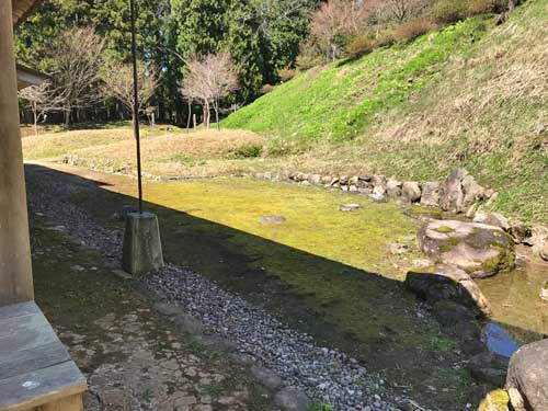 書院台所棟の庭