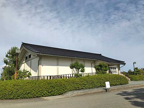 能登国分寺展示館の建物