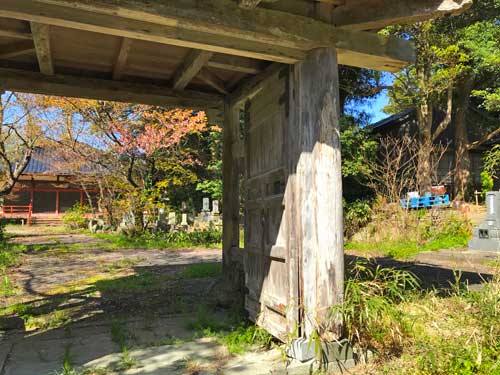 門の損傷