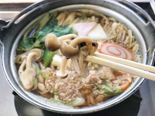 味噌煮込うどん鍋の具材
