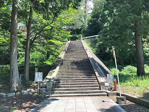 男坂