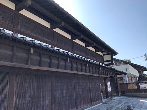 野々市市郷土資料館のエントランス
