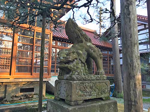 若宮八幡宮の逆立ち狛犬