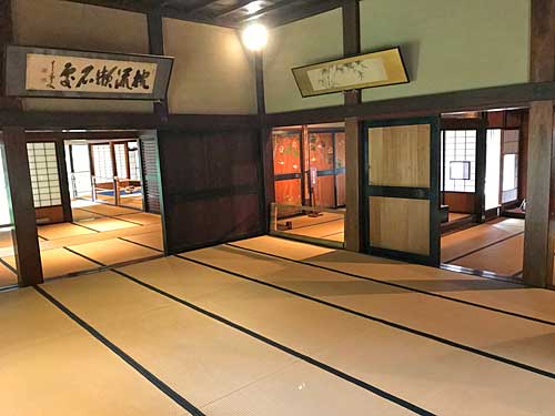 広間