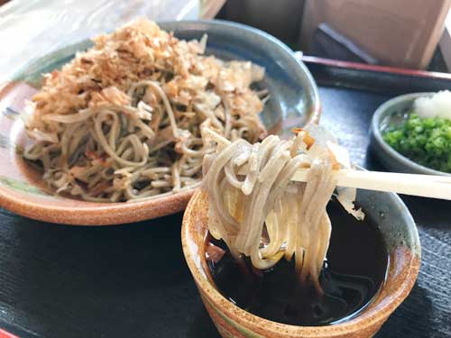蕎麦とつゆ