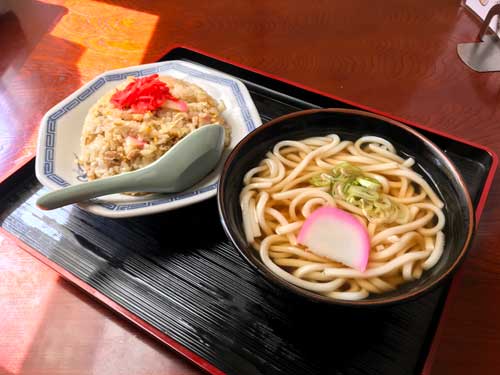 はにう食堂　焼き飯＋うどん