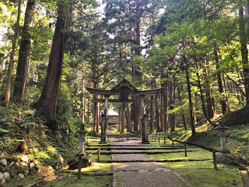 平泉寺の山王鳥居