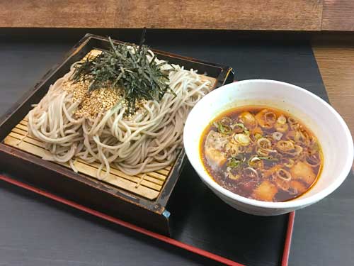 めん房本陣　鶏辛味つけ汁そば