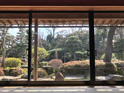 松任ふるさと館の室内