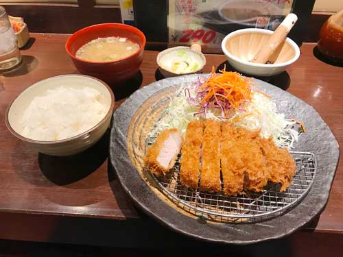 とんかつ堂　麦豚ロースかつ定食