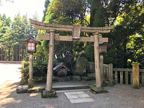 白山奥宮遥拝所