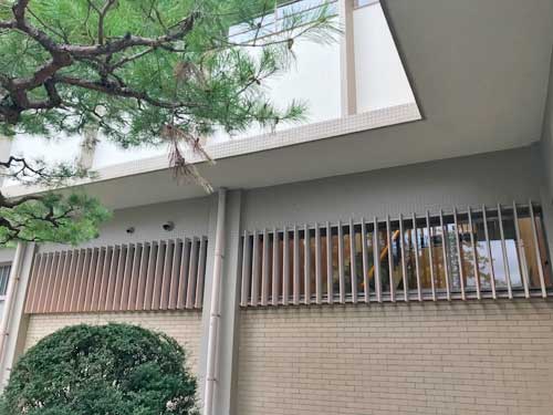 窓の格子