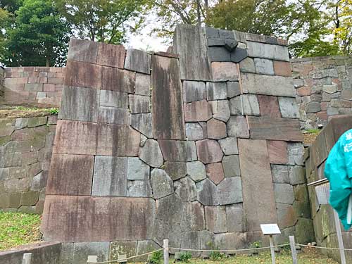 色紙短冊積石垣