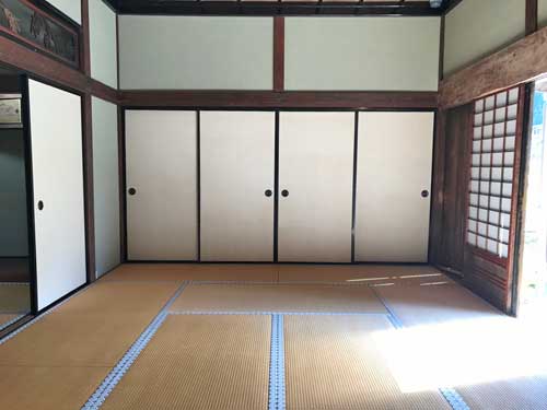 次の間