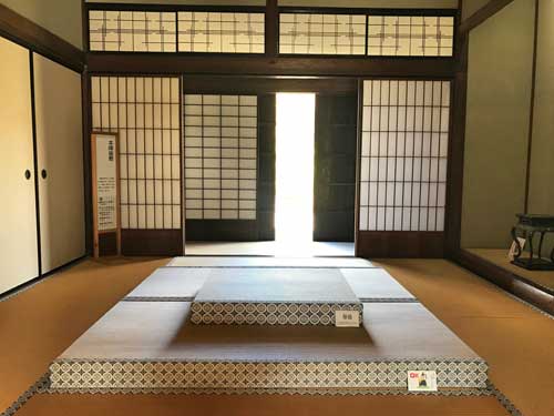 本陣座敷の室内