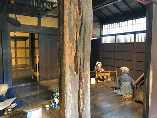 疲労感満点の柱