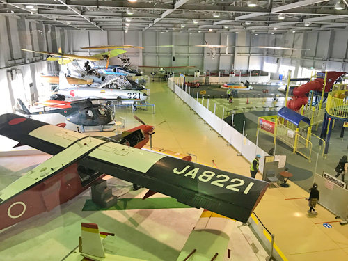 沢山の飛行機展示