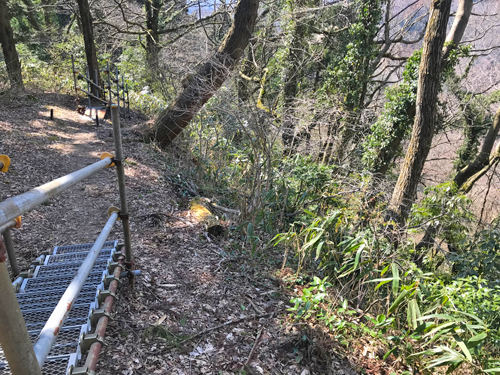 急峻な切岸
