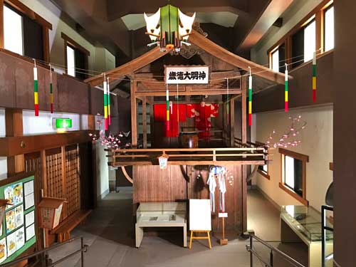 お祭り用の櫓