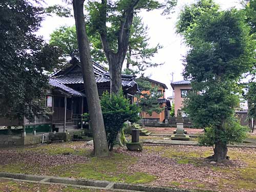 光松八幡神社の境内の様子